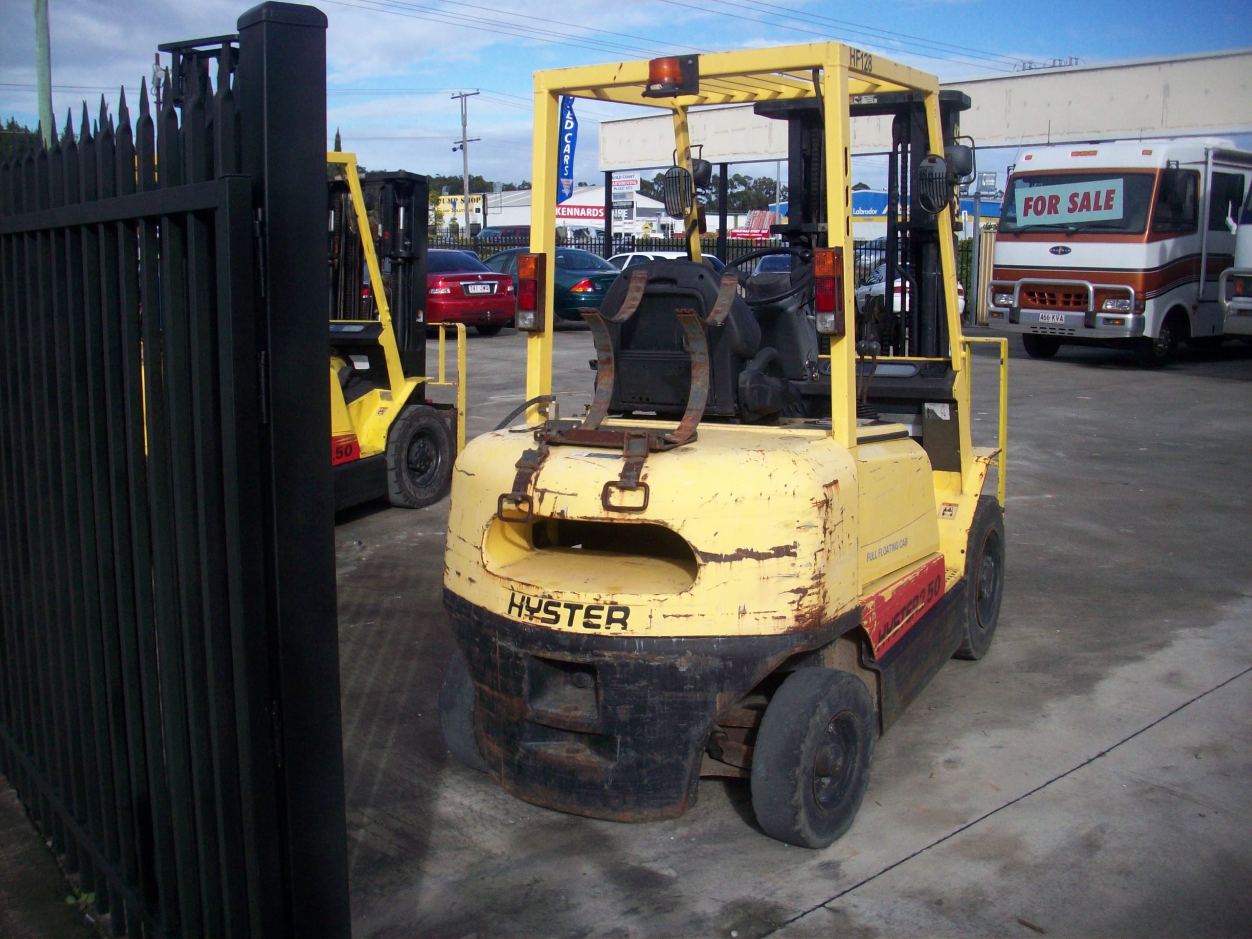 Used 2500 kg Hyster Forklift