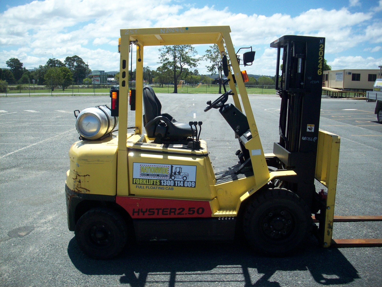Used Hyster H2.50DX Forklift